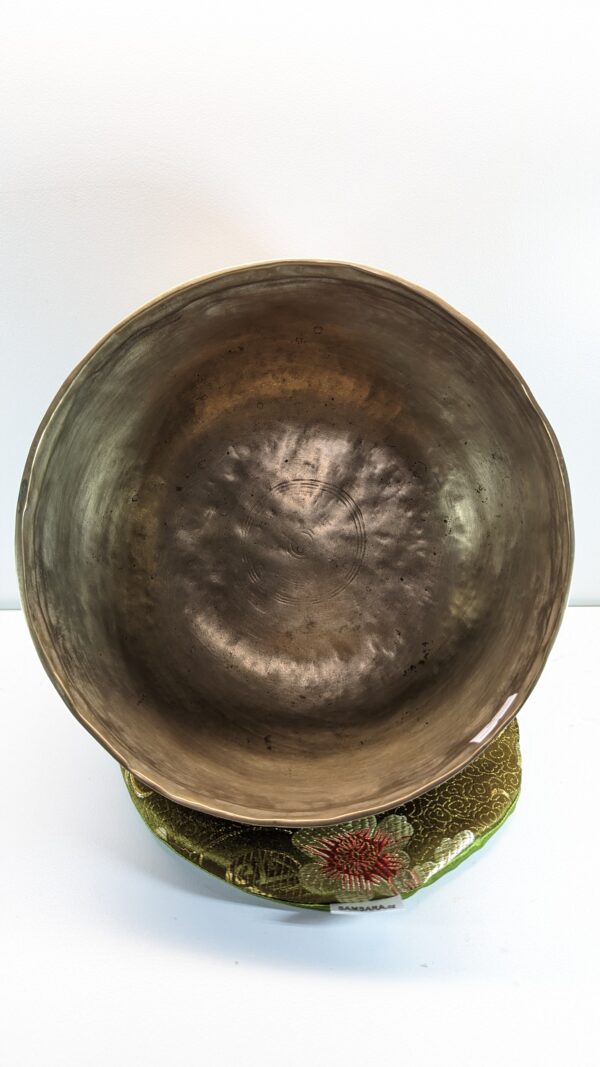 Antique Singing Bowl- Thado Batti - Note F# (179Hz-184Hz) - Image 4