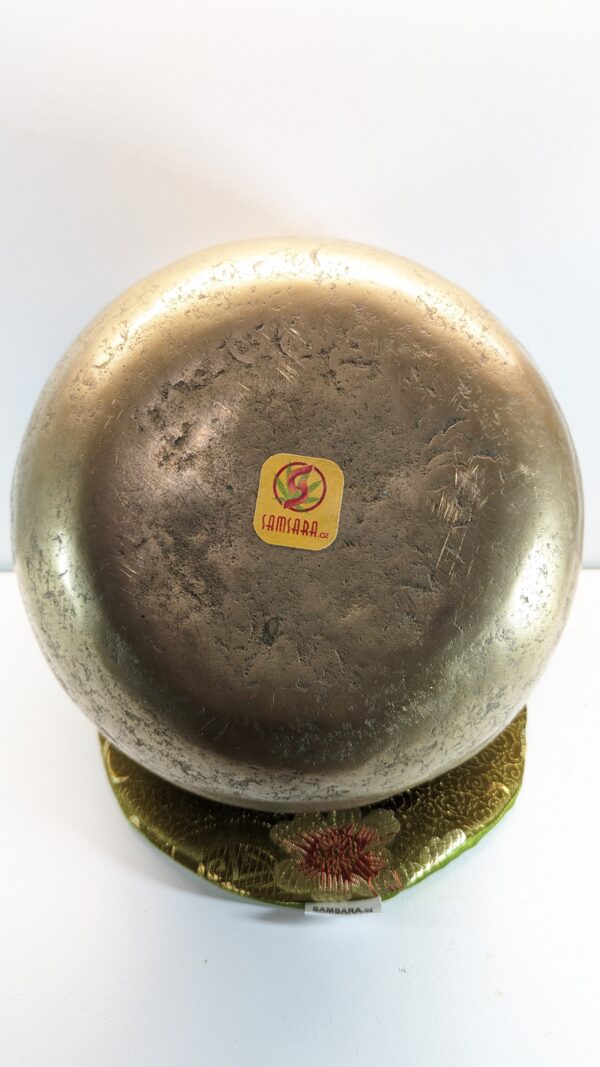 Antique Singing Bowl- Thado Batti - Note F# (179Hz-184Hz) - Image 5